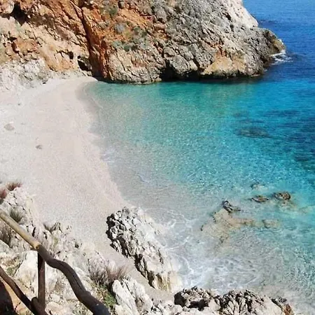 In Mit Schwimmbad Und Meerblick By Interhome Διαμέρισμα Balestrate