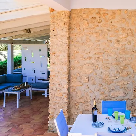 In Mit Schwimmbad Und Meerblick By Interhome Balestrate