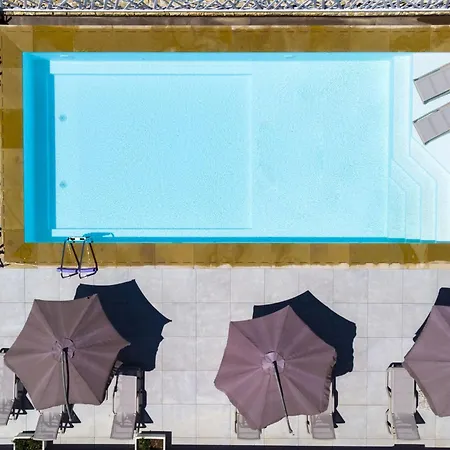 In Mit Schwimmbad Und Meerblick By Interhome Διαμέρισμα
