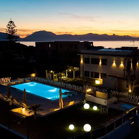 In Mit Schwimmbad Und Meerblick By Interhome Balestrate