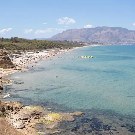 In Mit Schwimmbad Und Meerblick By Interhome Διαμέρισμα